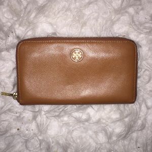 Tan Tory Burch Wallet.